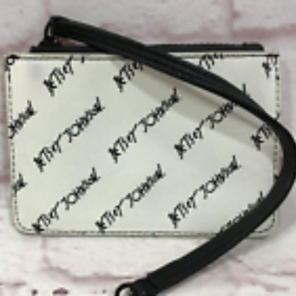 Betsey Johnson Logo Bone And Black Shoulder Backpack w/ Matching Change Purse - Picture 4 of 11